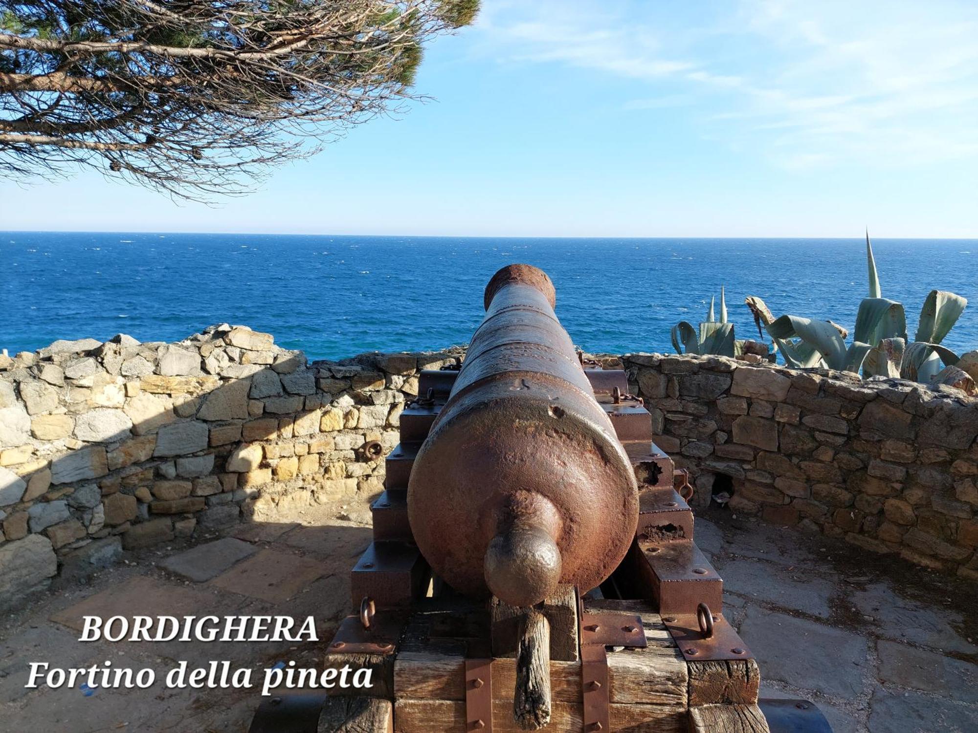 Emozioni Casa Vista Mare Bordighera Extérieur photo